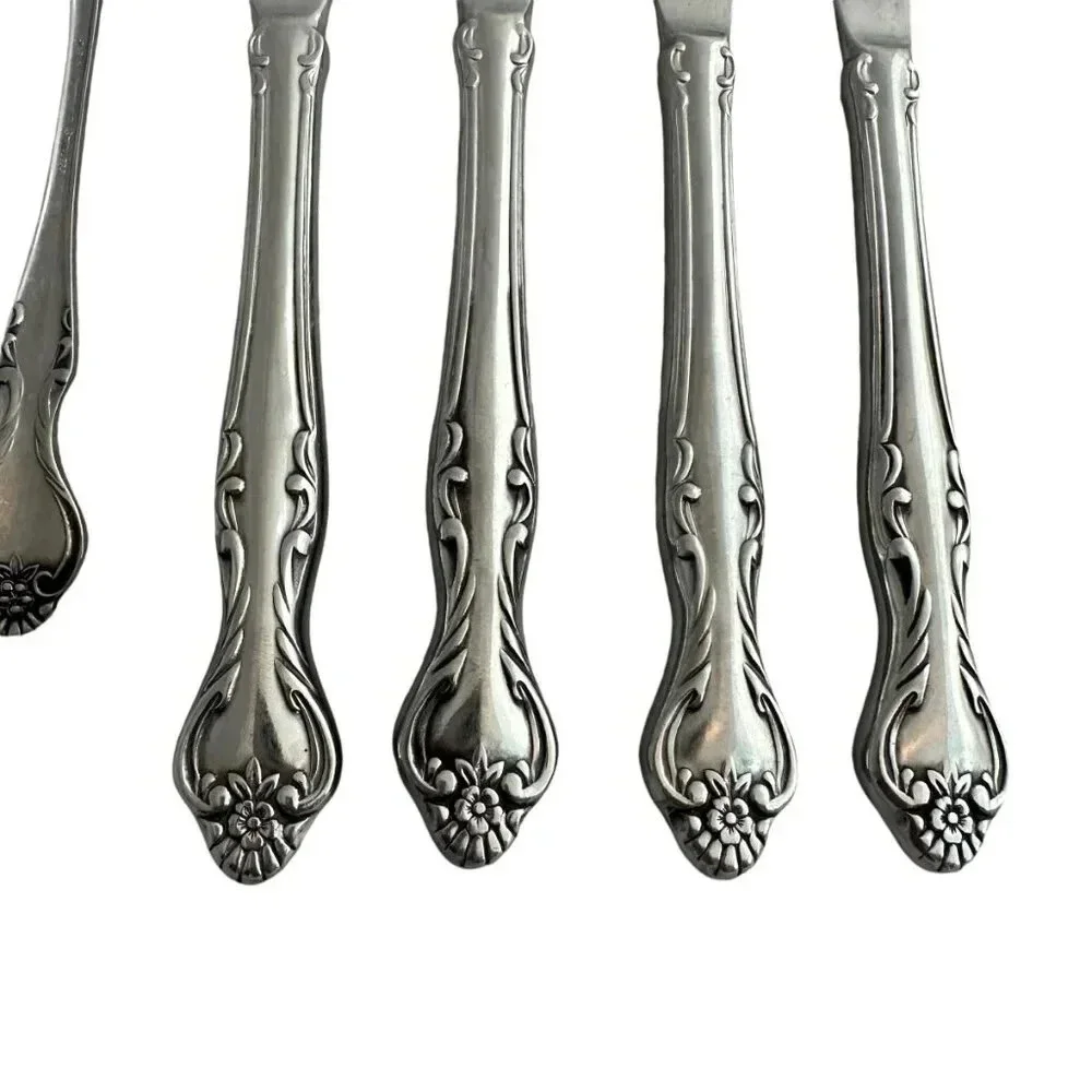 Oneida Northland Stainless Steel Vintage Pattern Five Knives Butter Flatware